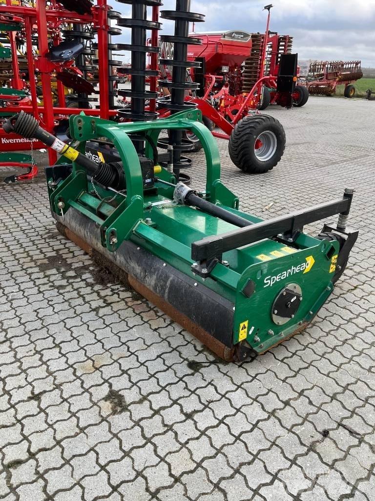 Spearhead Q 2500 HD Slåmaskiner