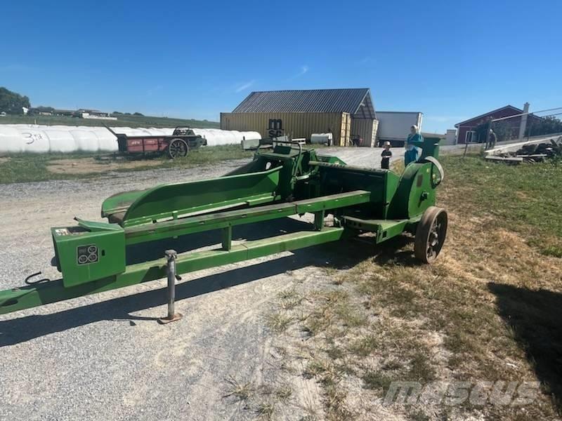 John Deere 3950 Fôrhøstere