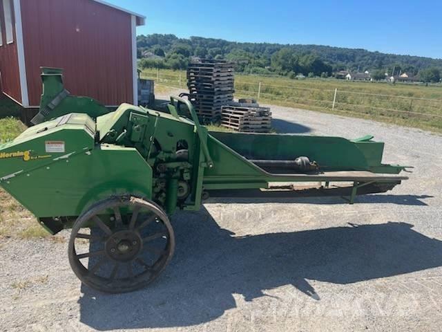 John Deere 3950 Fôrhøstere