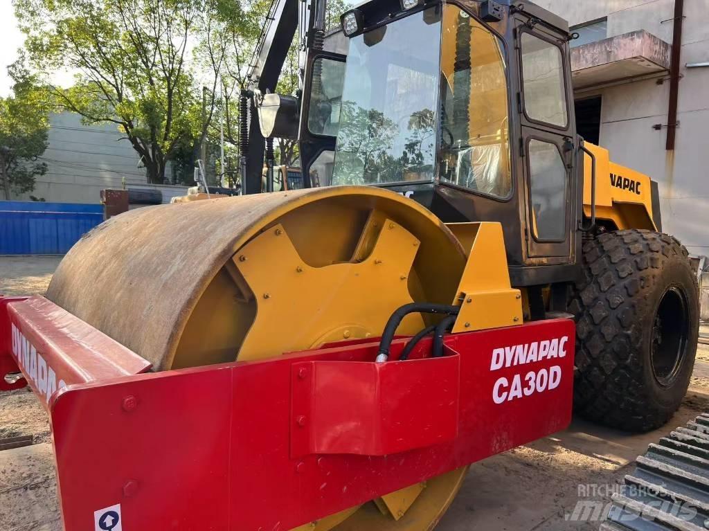 Dynapac CA 30 D Valsetog