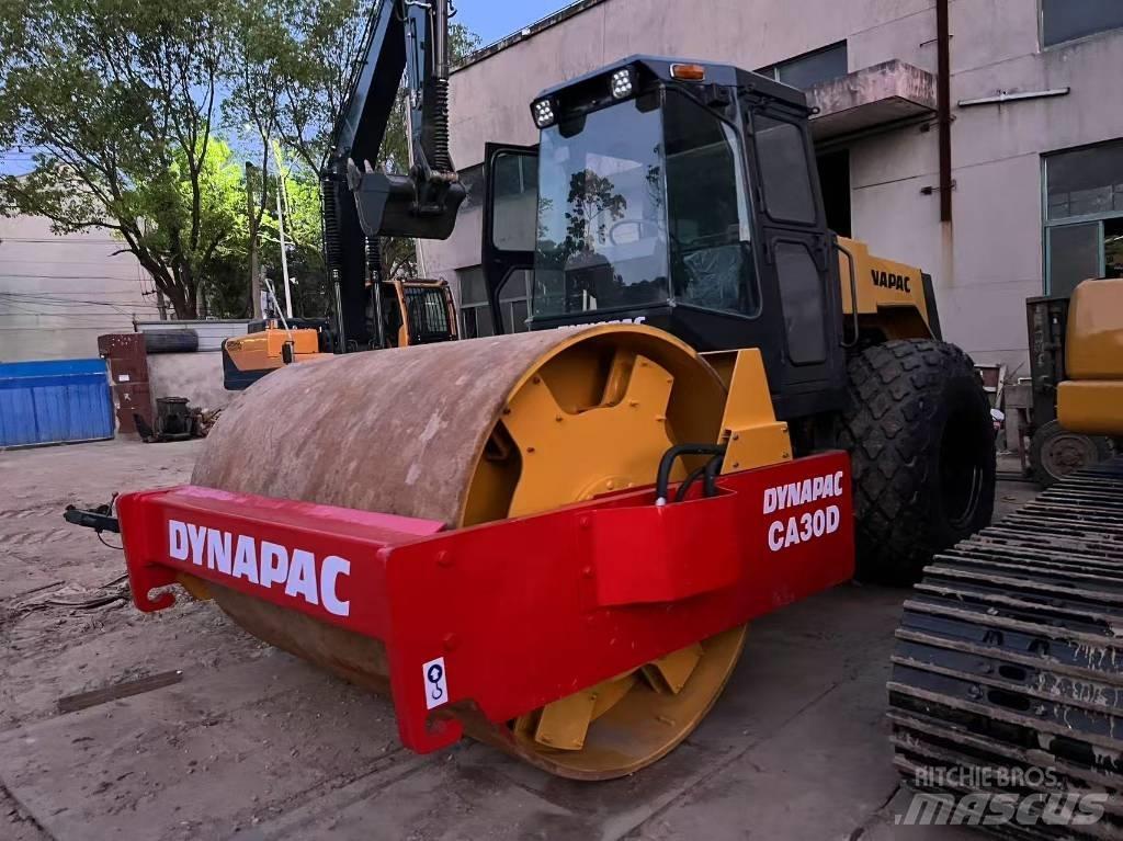 Dynapac CA 30 D Valsetog