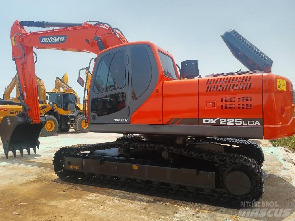 Doosan DX 225 Beltegraver