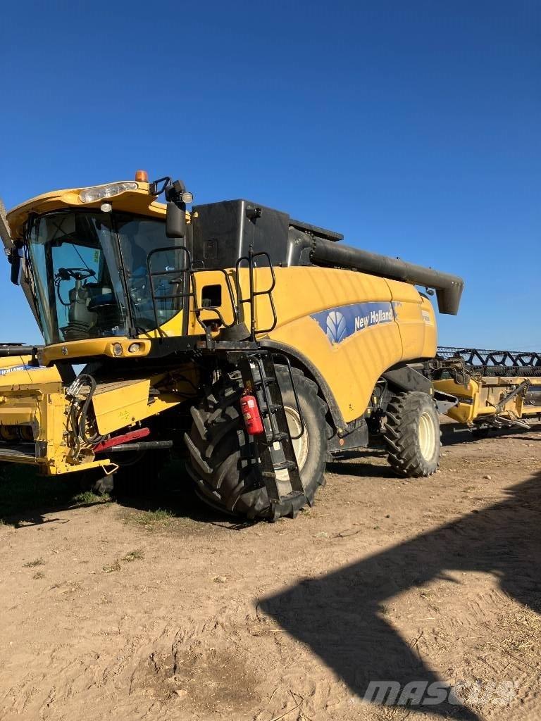 New Holland CX 8080 Skurtreskere