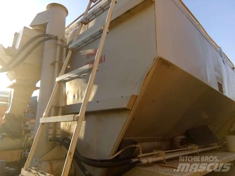 Mack R 600 Tippbil
