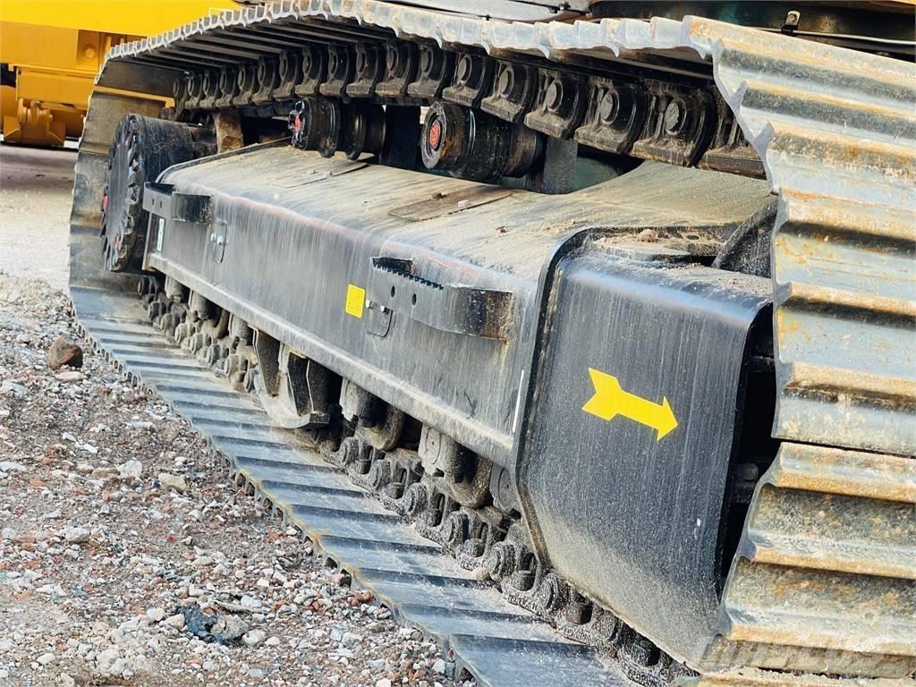 CAT 320D2L Beltegraver