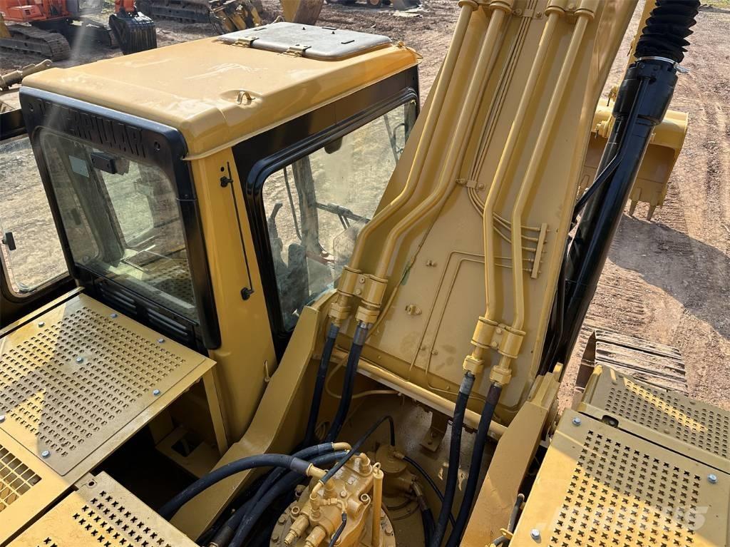 CAT 330 B Beltegraver