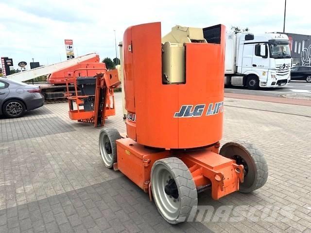 JLG E 300 AJP Leddede bomlifter