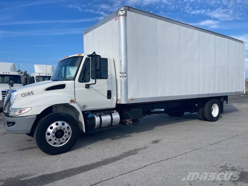 International 4300 Skapbiler