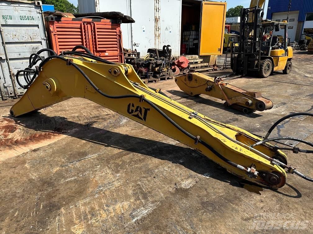 CAT 214 B FT boom Hjulgravere