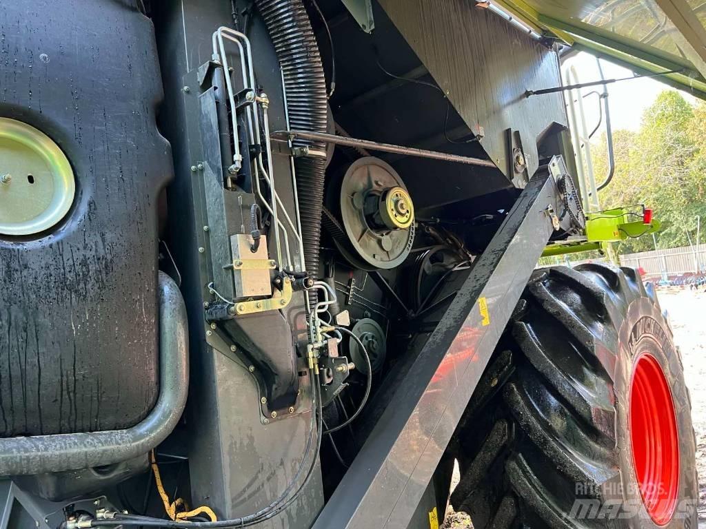 CLAAS 750 Skurtreskere