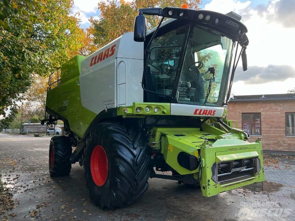 CLAAS 750 Skurtreskere