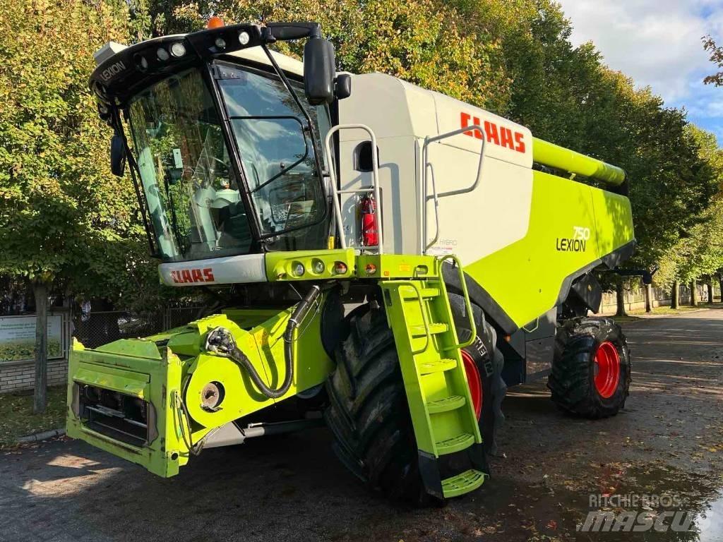 CLAAS 750 Skurtreskere