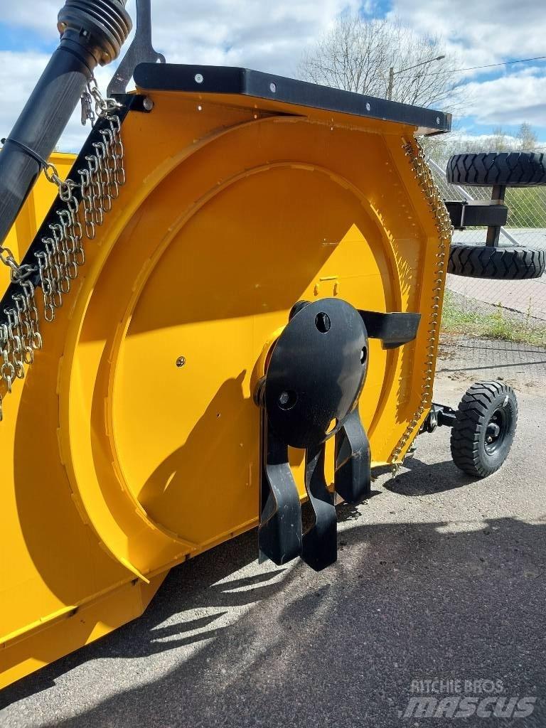 McConnel SR460 Beitepussere og toppkuttere