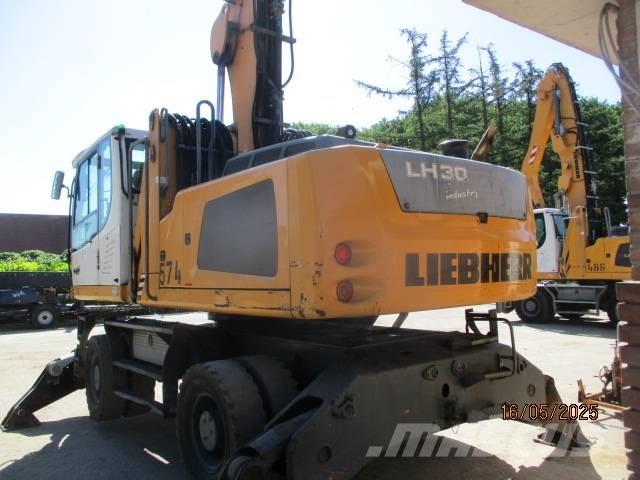 Liebherr LH 30 M Gravemaskiner for avfallshåndtering