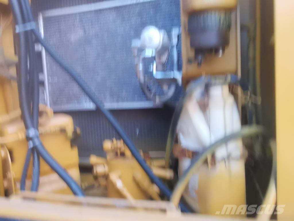 CAT 330 D Beltegraver