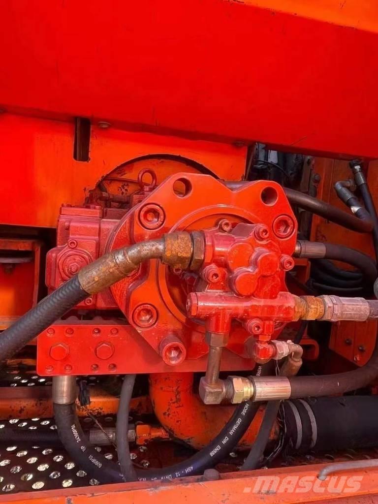 Doosan DH 300 LC-7 Beltegraver
