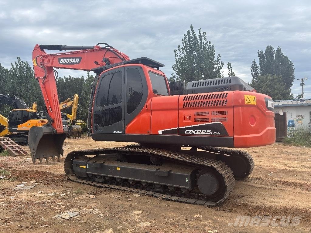 Doosan DX 225 LCA Beltegraver