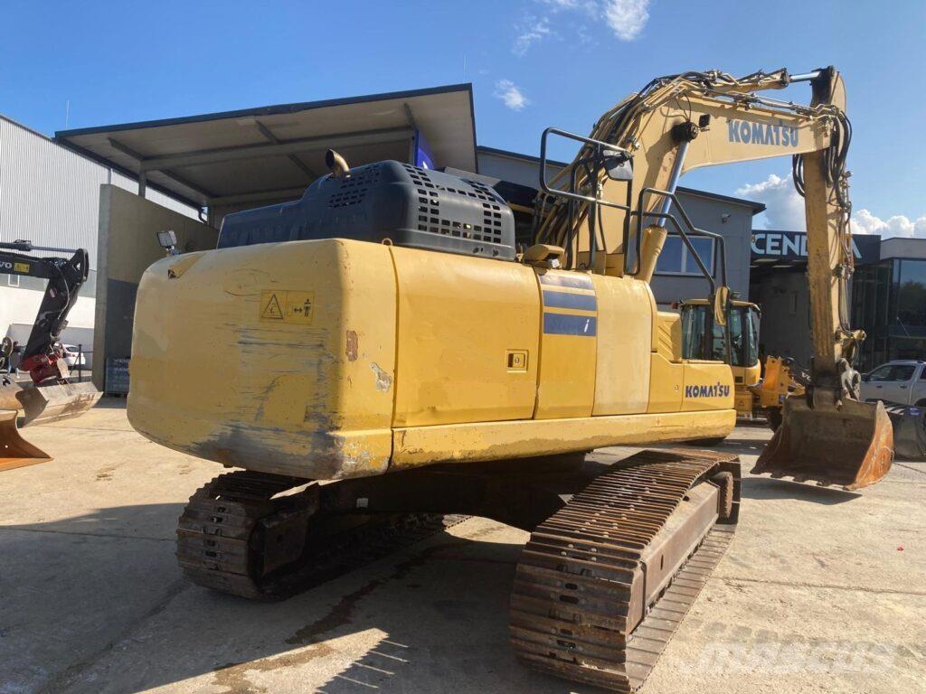 Komatsu PC210LC-11 Beltegraver