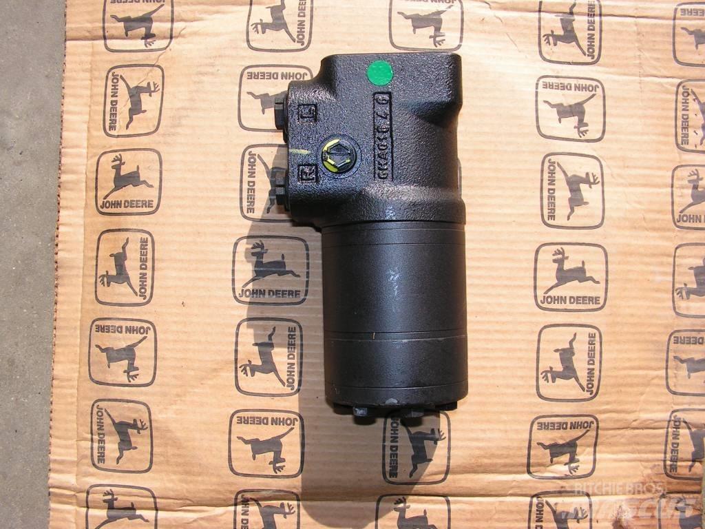 John Deere 6xxx M, R Hydraulikk
