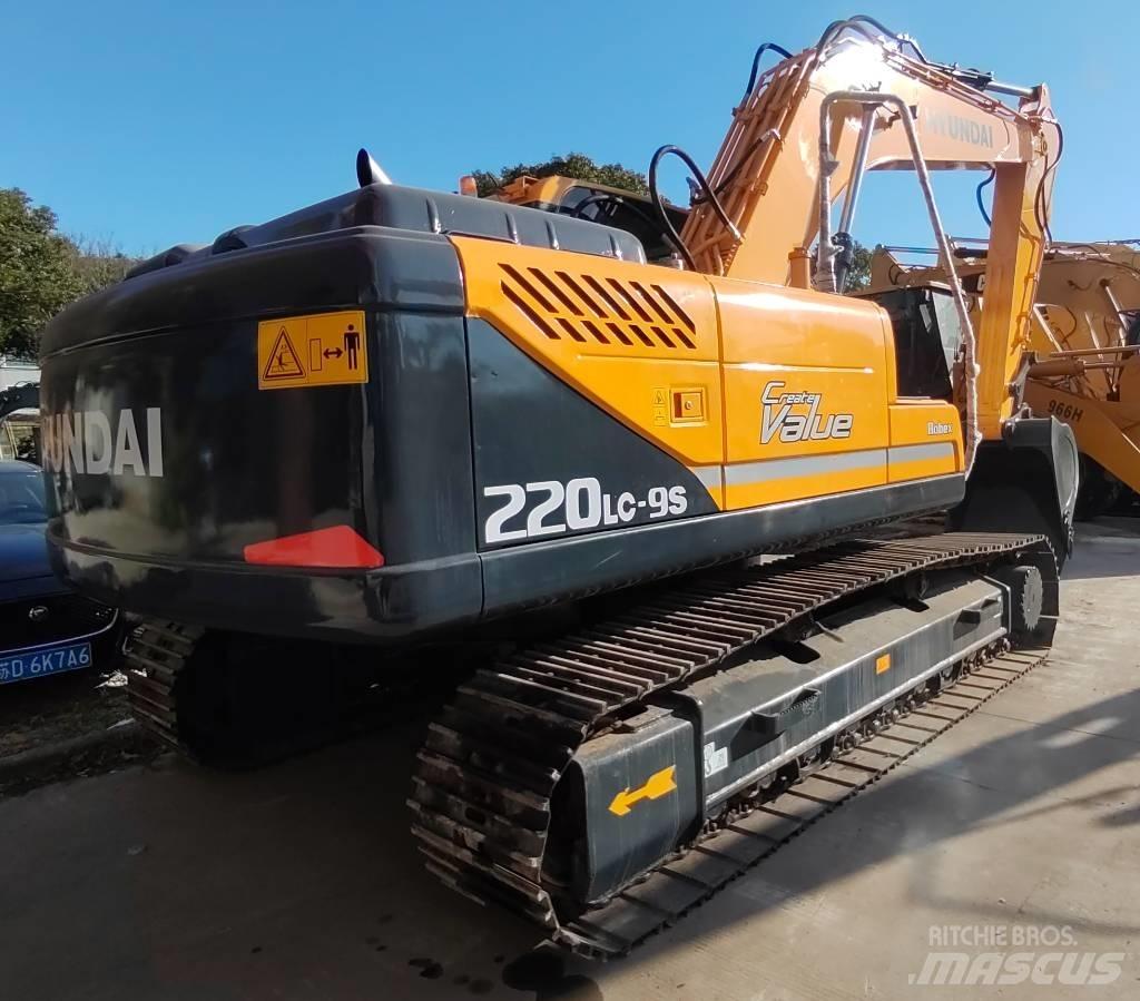 Hyundai 220LC-9S Beltegraver