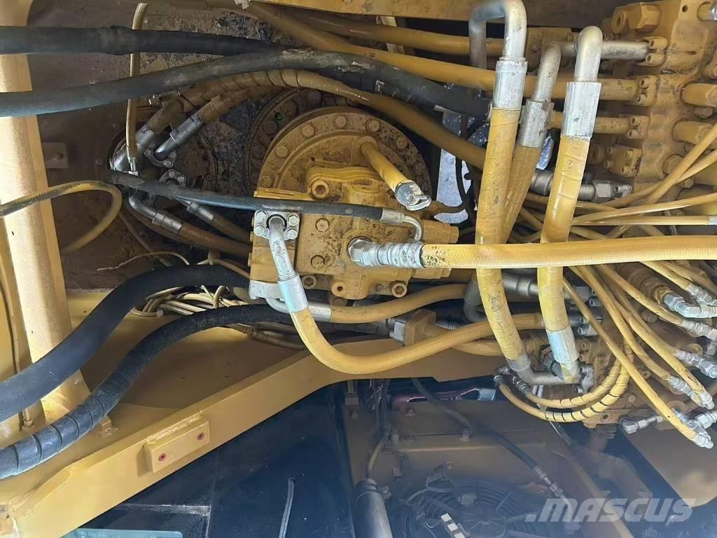 CAT 329 D L Beltegraver