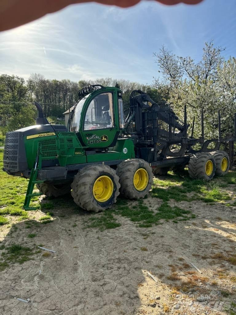 John Deere 1510G Lassbærere