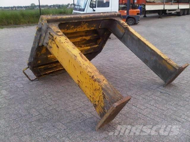 CAT 990 II Chassis og understell