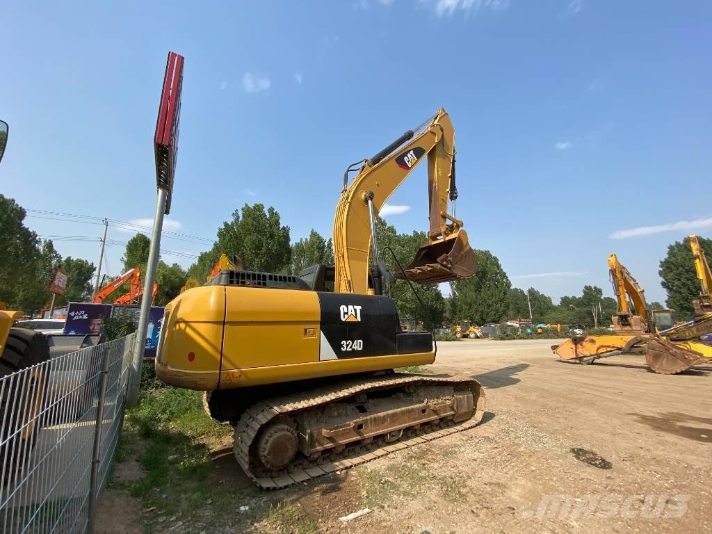 CAT 324D Beltegraver