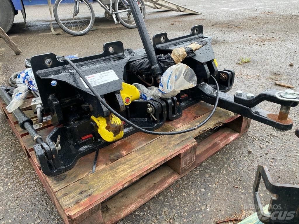 Case IH PUMA 240 CVX Belter, kjettinger og understell