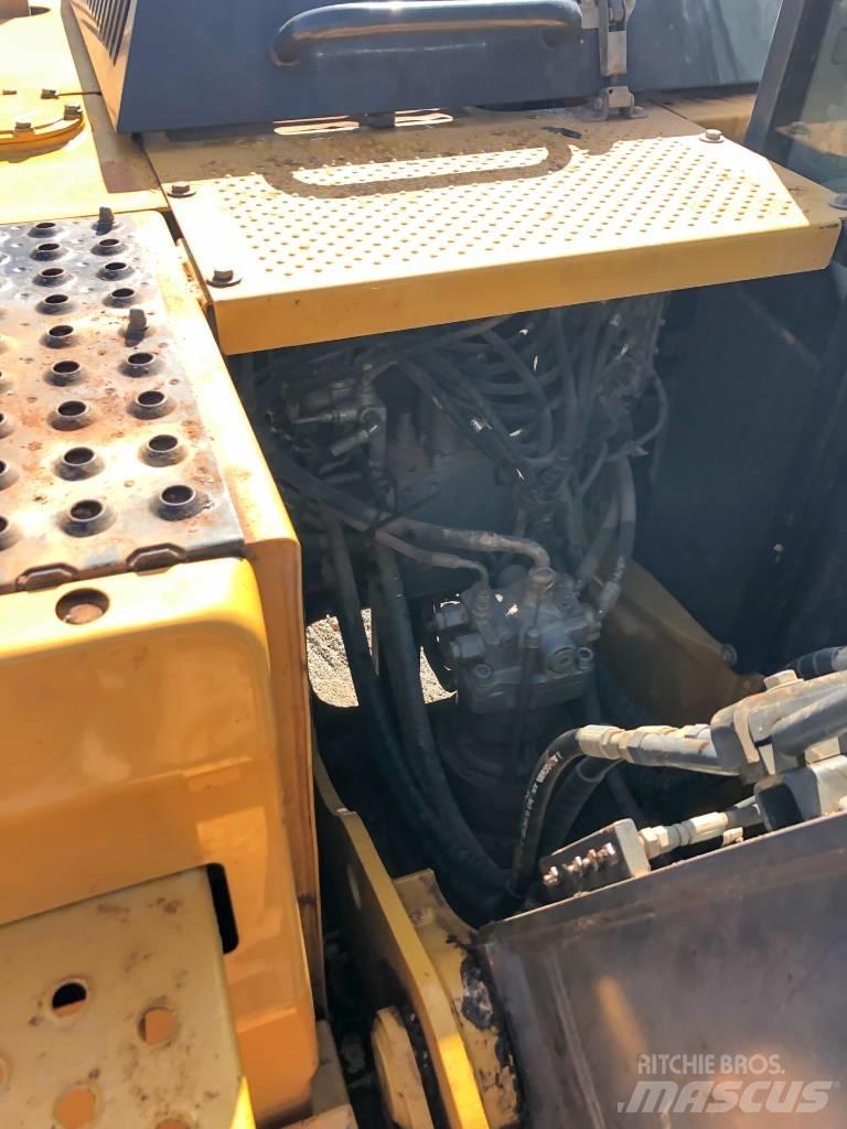 John Deere 130G Beltegraver