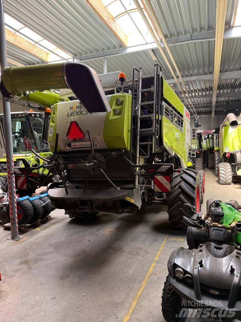 CLAAS Lexion 8900 TT Skurtreskere