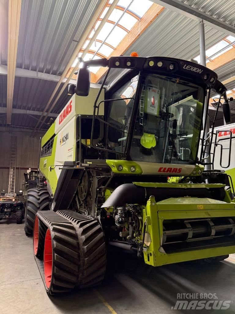 CLAAS Lexion 8900 TT Skurtreskere
