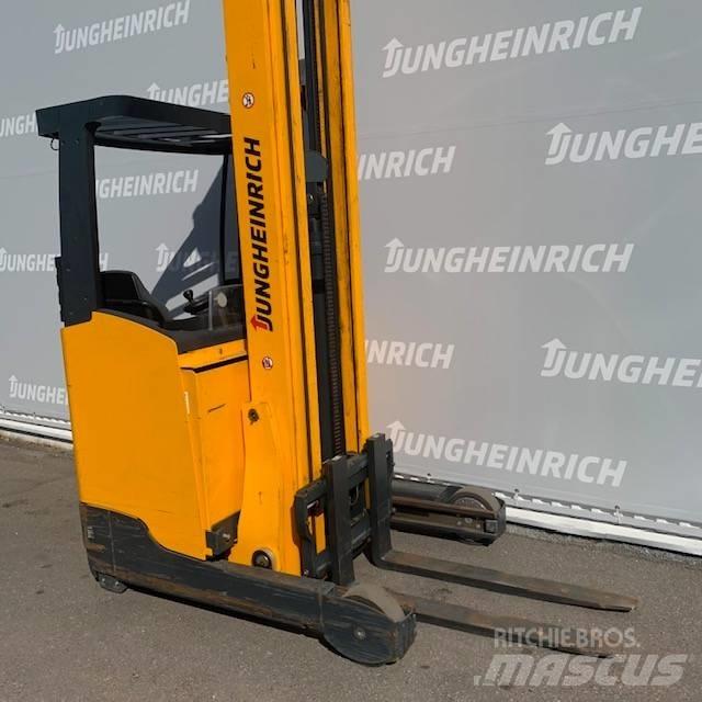 Jungheinrich ETV 214 Skyvemasttruck