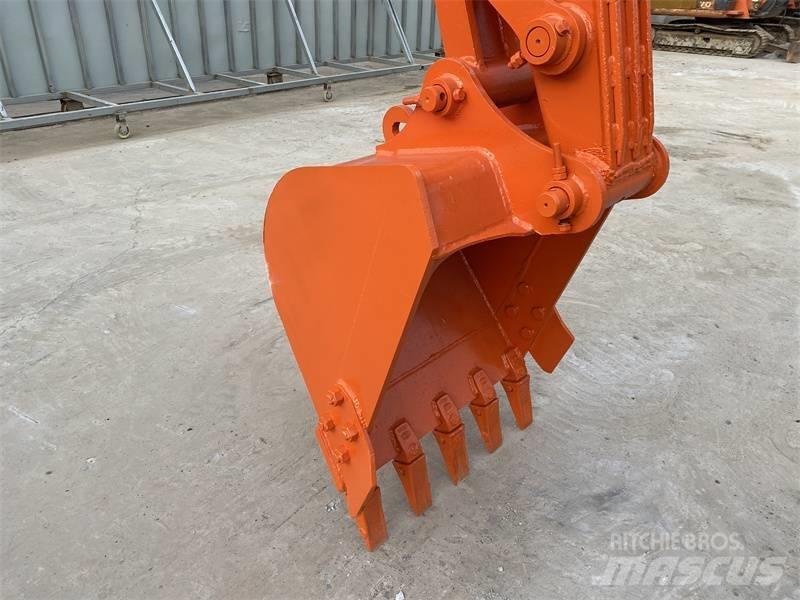 Doosan DH80G Beltegraver