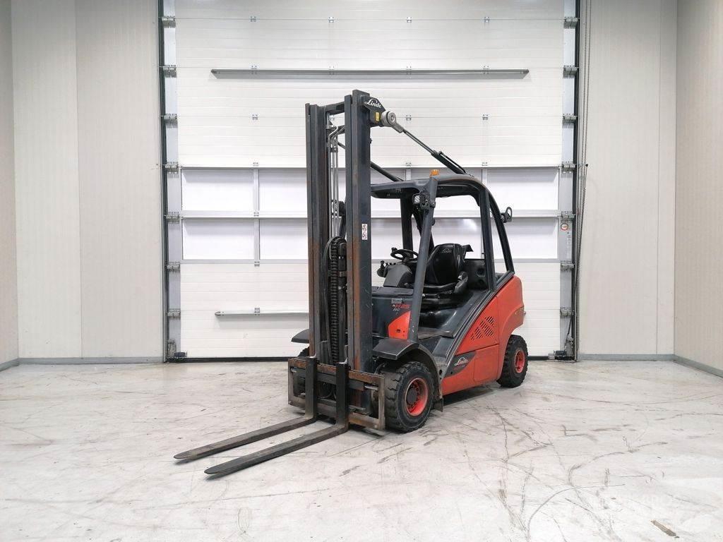 Linde H25D-02 Diesel Trucker
