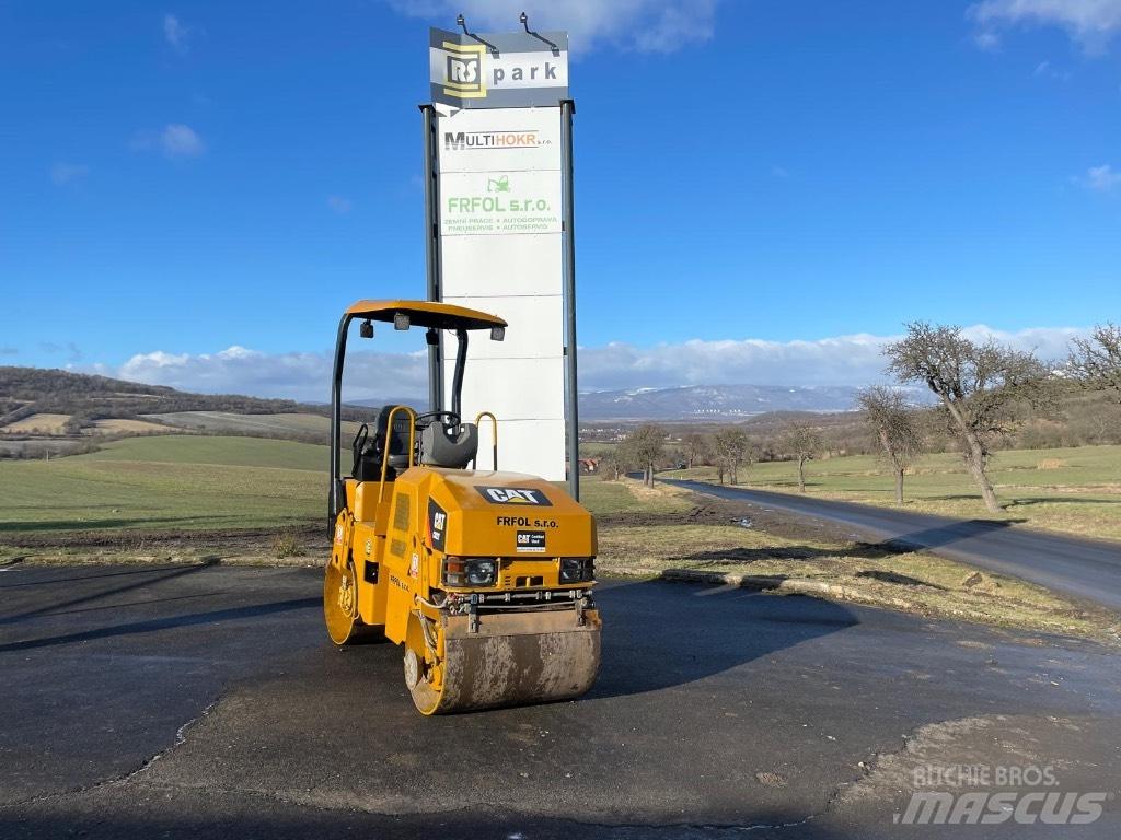 CAT CB 22 Kompaktlastere