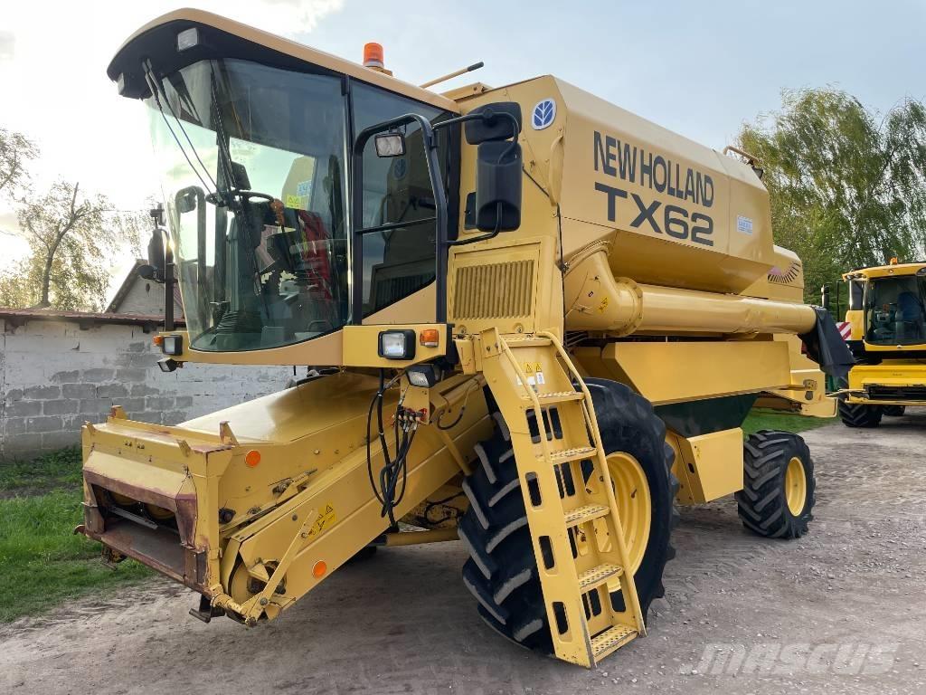 New Holland TX 62 Skurtreskere
