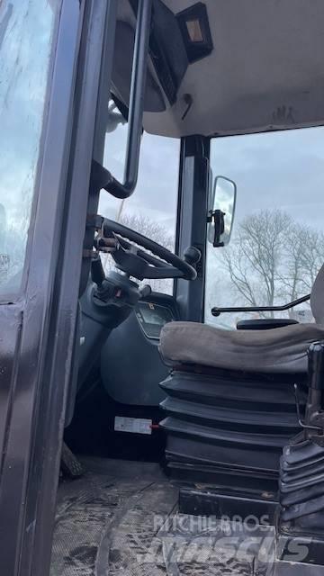 JCB 411 Hjullastere