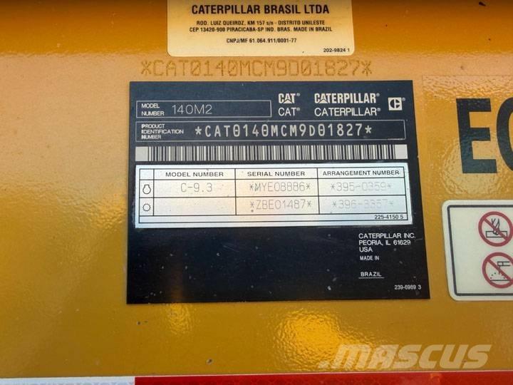 CAT 140 M 2 Veihøvler