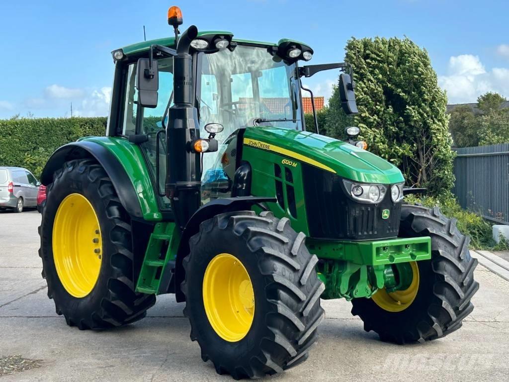 John Deere 6120M Traktorer