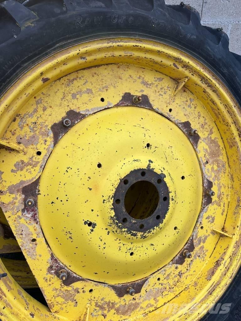 Alliance 230/95R44 Dekk, hjul og felger