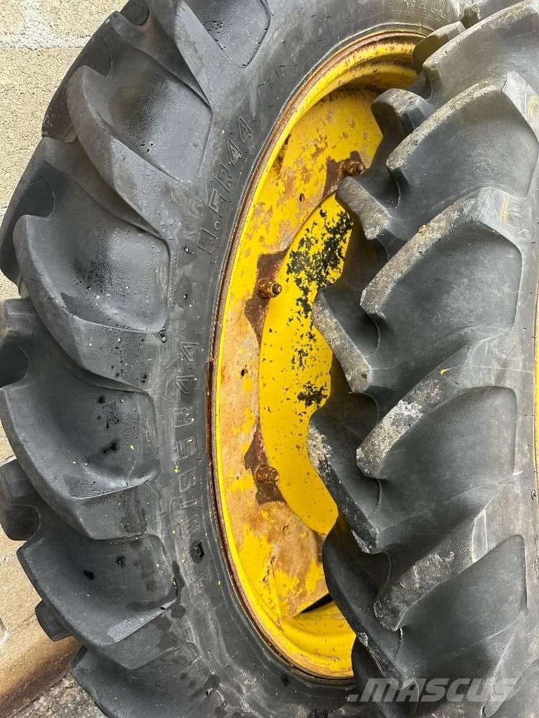 Alliance 230/95R44 Dekk, hjul og felger