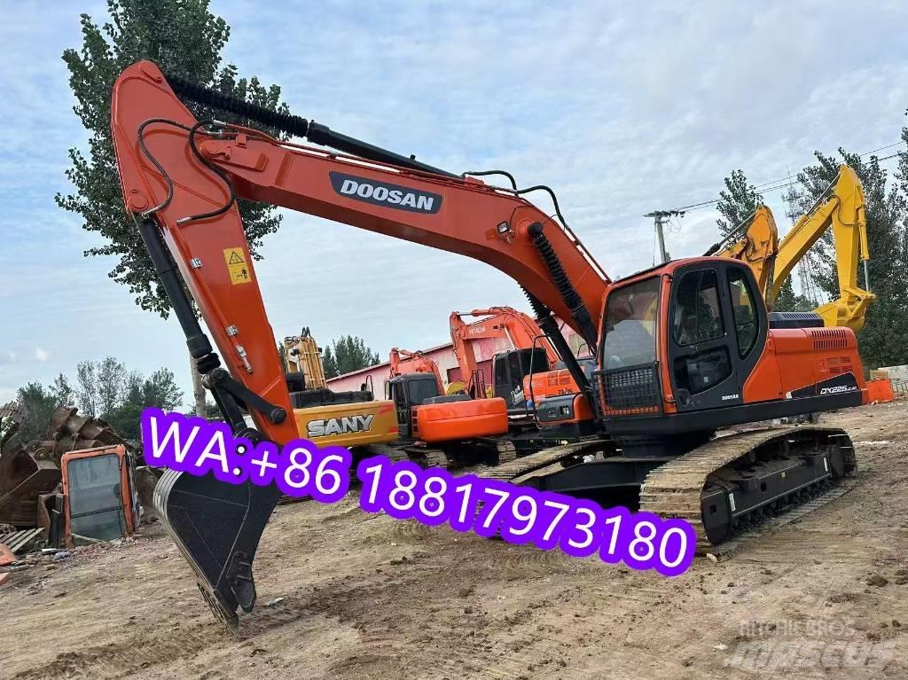 Doosan DX 225 LC Beltegraver