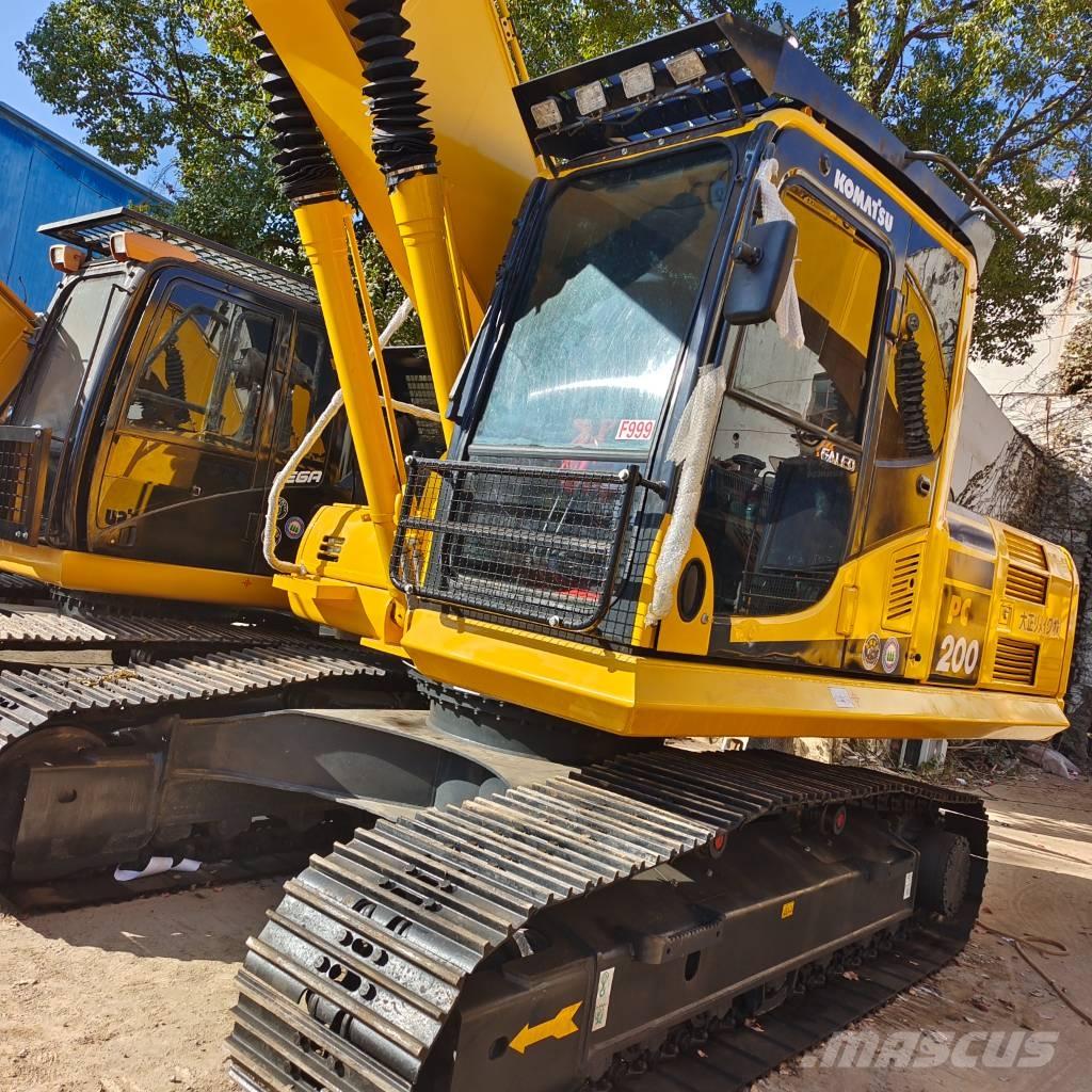 Komatsu PC 200 Beltegraver