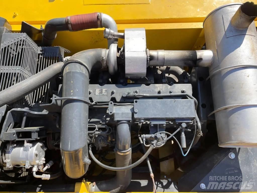 Komatsu PC300-7 Beltegraver