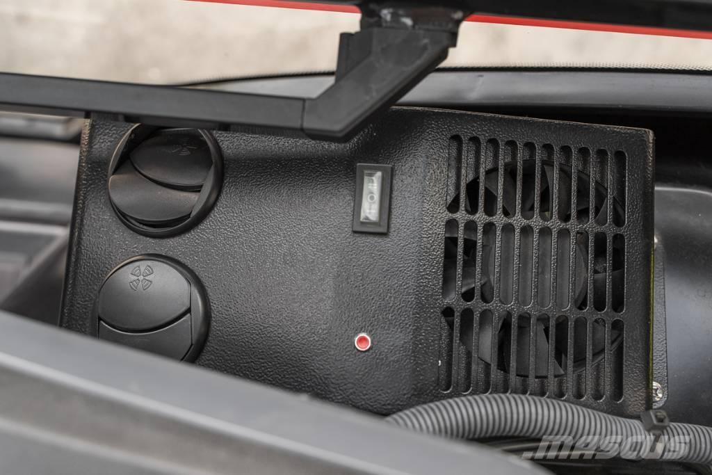 Manitou MI 30 D Diesel Trucker
