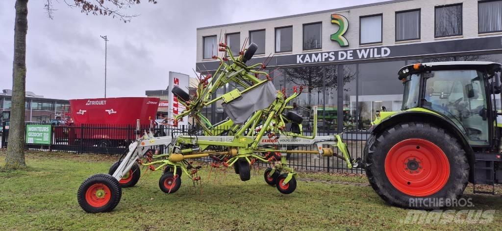 CLAAS Volto 1320 T Raker og høyvendere
