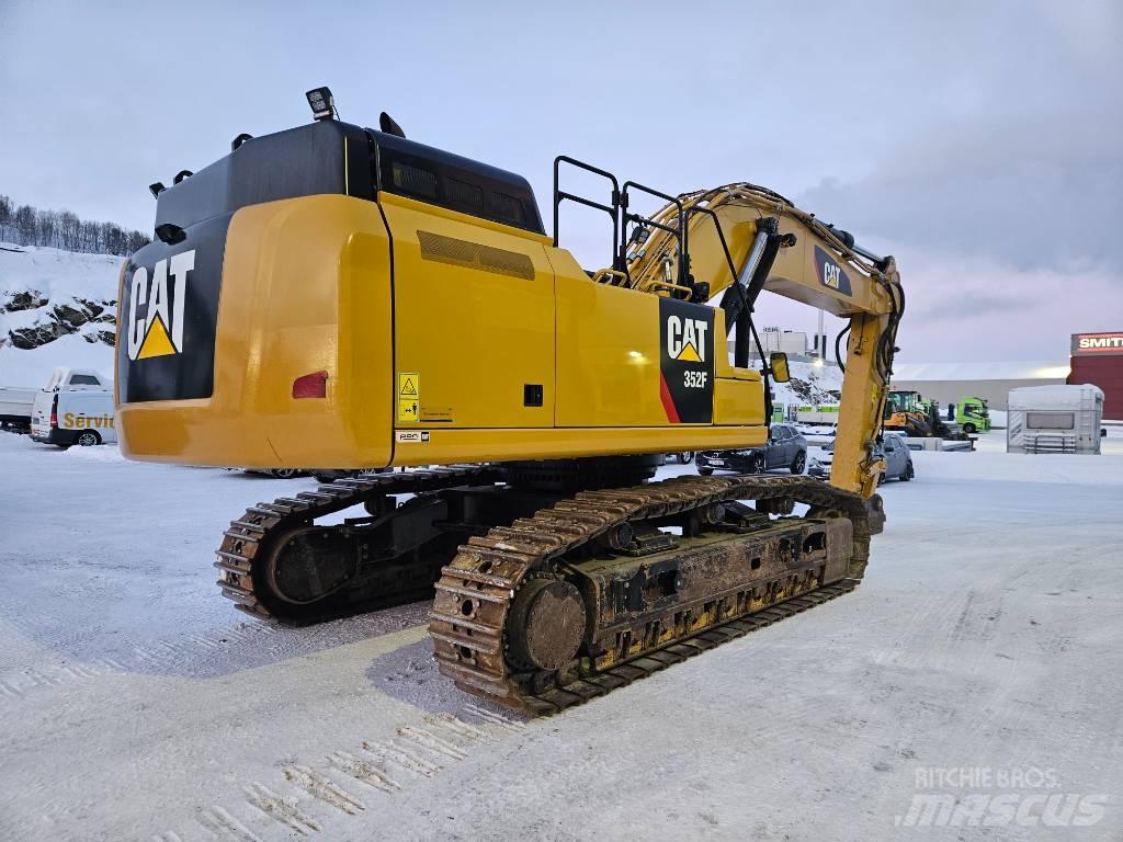CAT 352 Beltegraver
