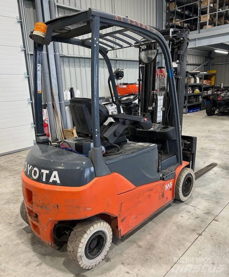 Toyota 8 FBMT 16 Elektriske trucker