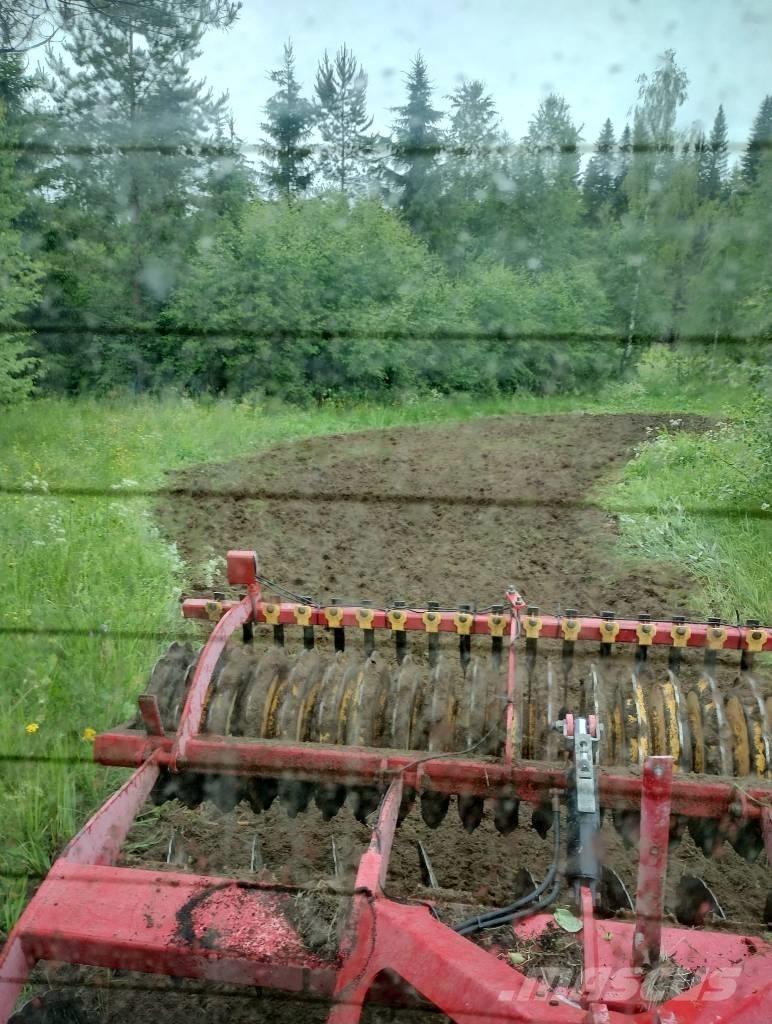 Väderstad CR 3000 Skålharver
